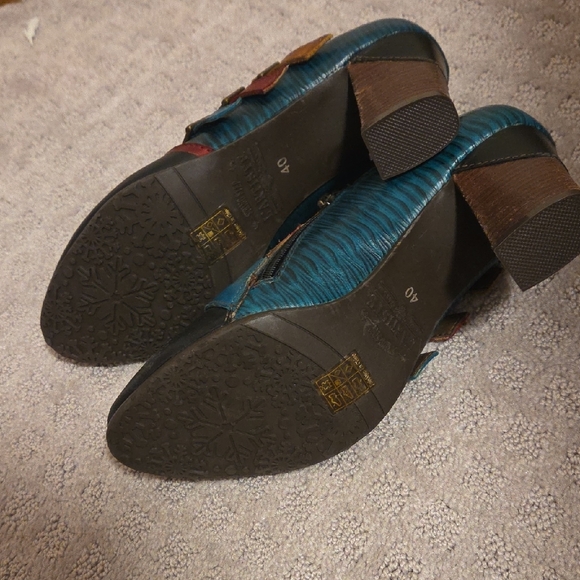 L'ARTISTE SpringStep Leather Booties 9 - Picture 3 of 8